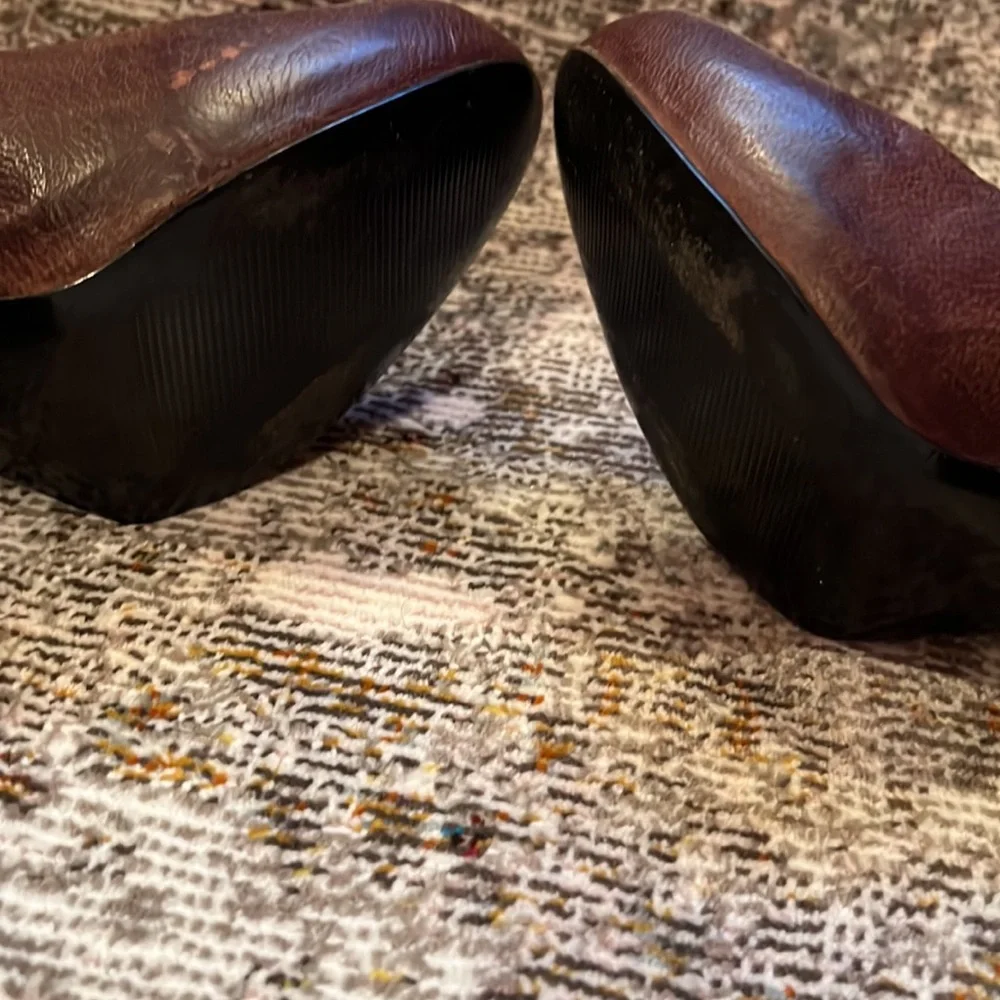 Platform - Picture 5 of 6